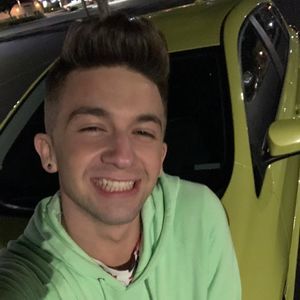 Meet your Posher, Evan